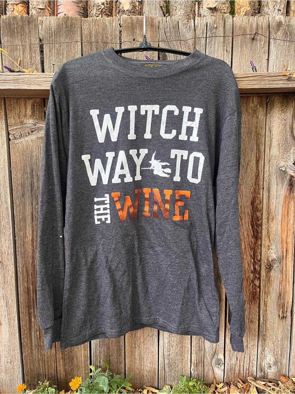 Women's "Witch Way to the Wine" Long Sleeve Graphic Tee - Charcoal
